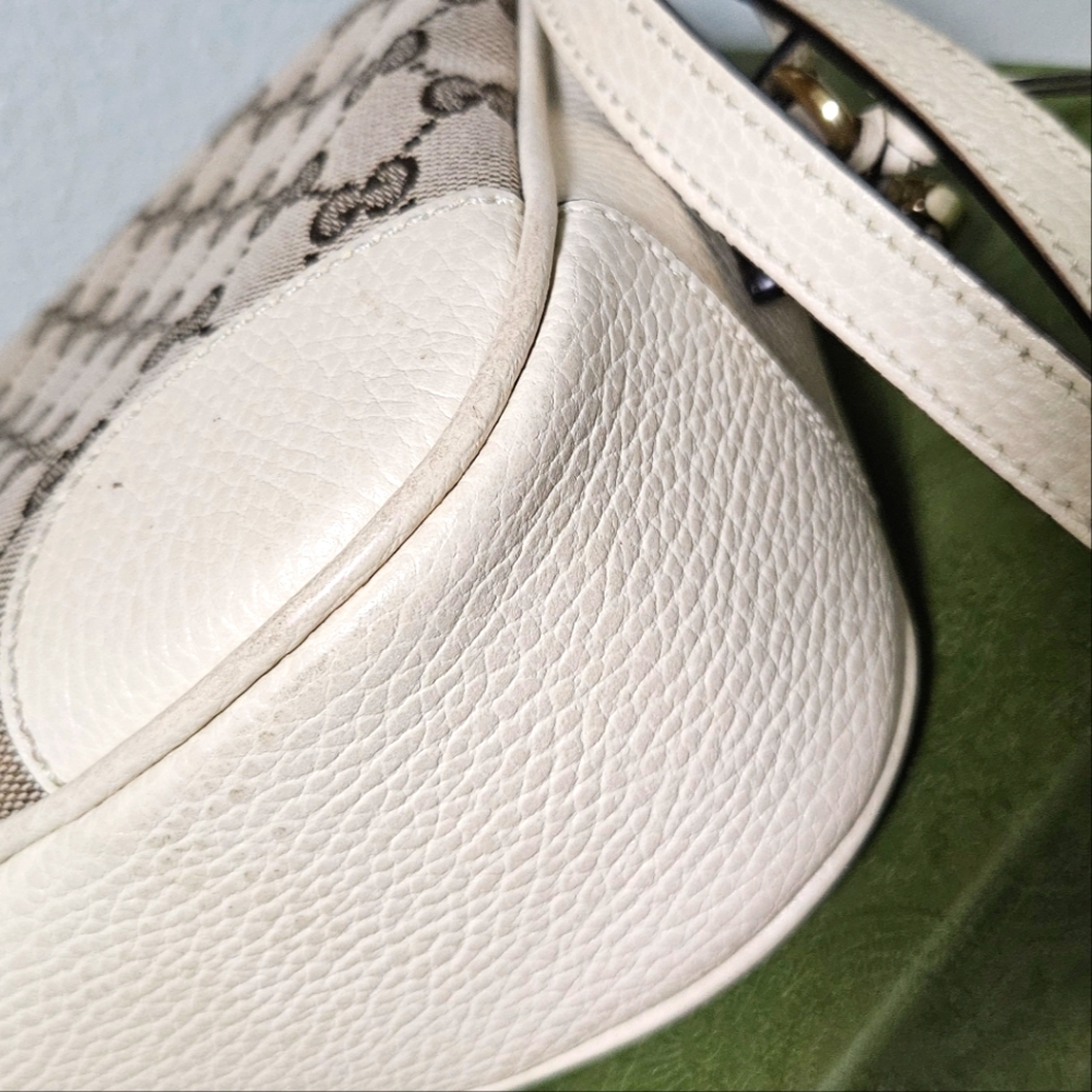 🐝 SOLD🐝 Gucci Bree Supreme Crossbody Bag Ivory - Picture 8 of 11